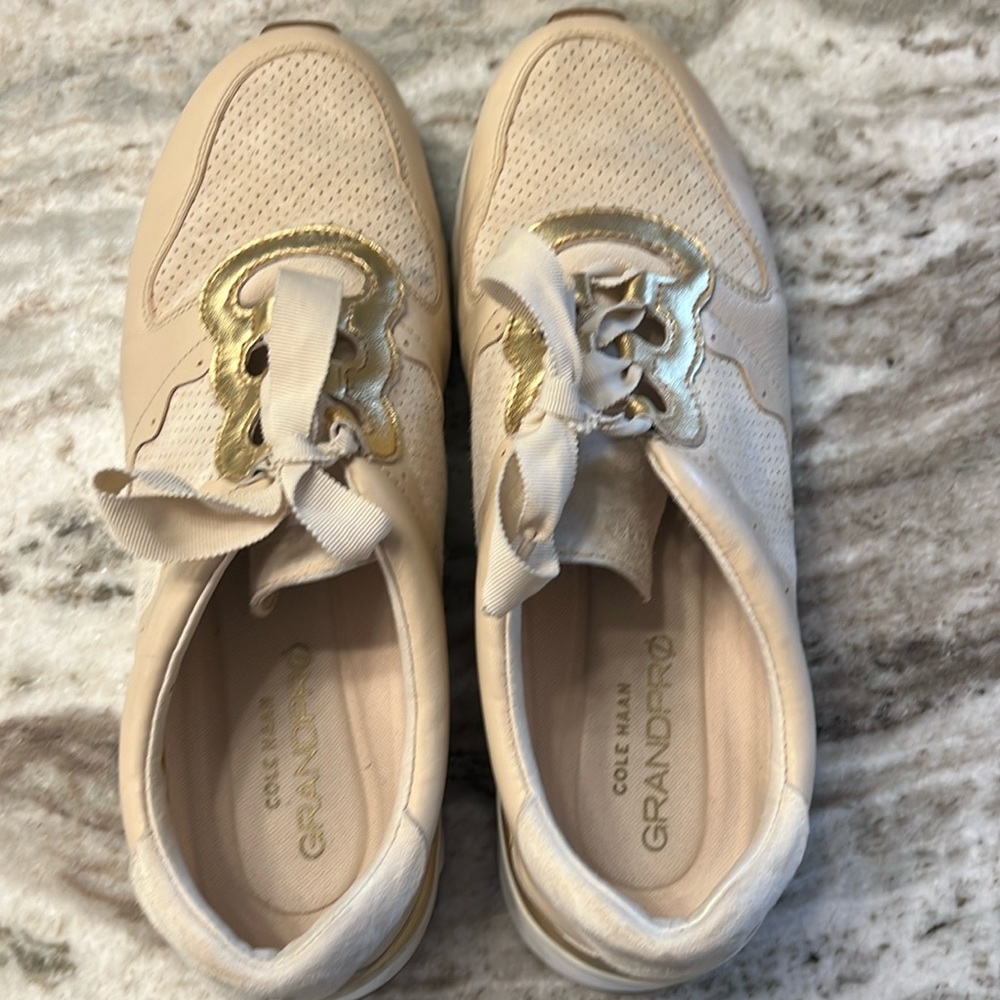 Cole Hahn sneakers. Size 10